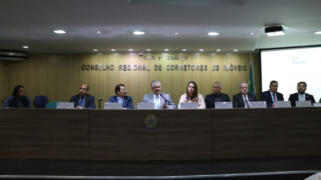 Presidente do Corecon-DF é empossado como conselheiro fiscal da ASCOP-DF