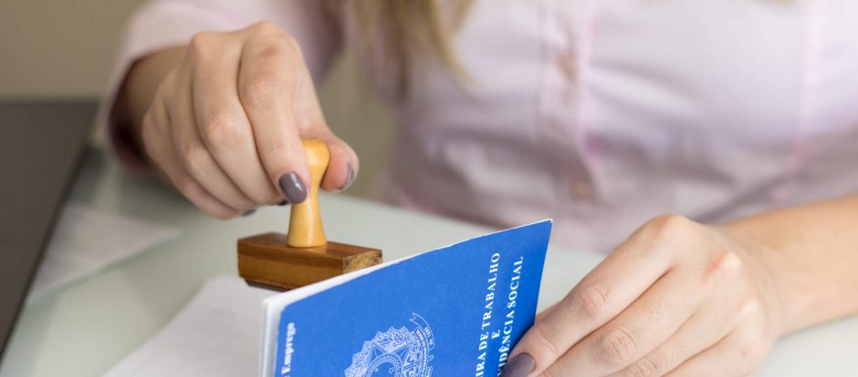 CNI contrata especialista em Políticas e Indústria