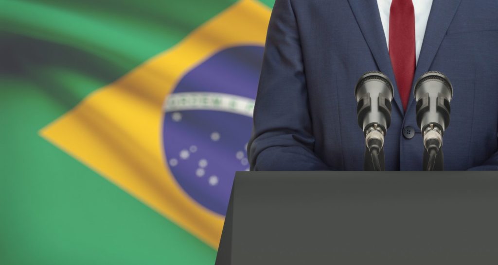 Presidente, vice-presidente e novos conselheiros do Cofecon são empossados